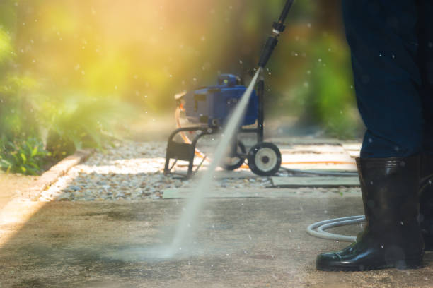 Best Deck and Patio Pressure Washing in Glencoe, MN